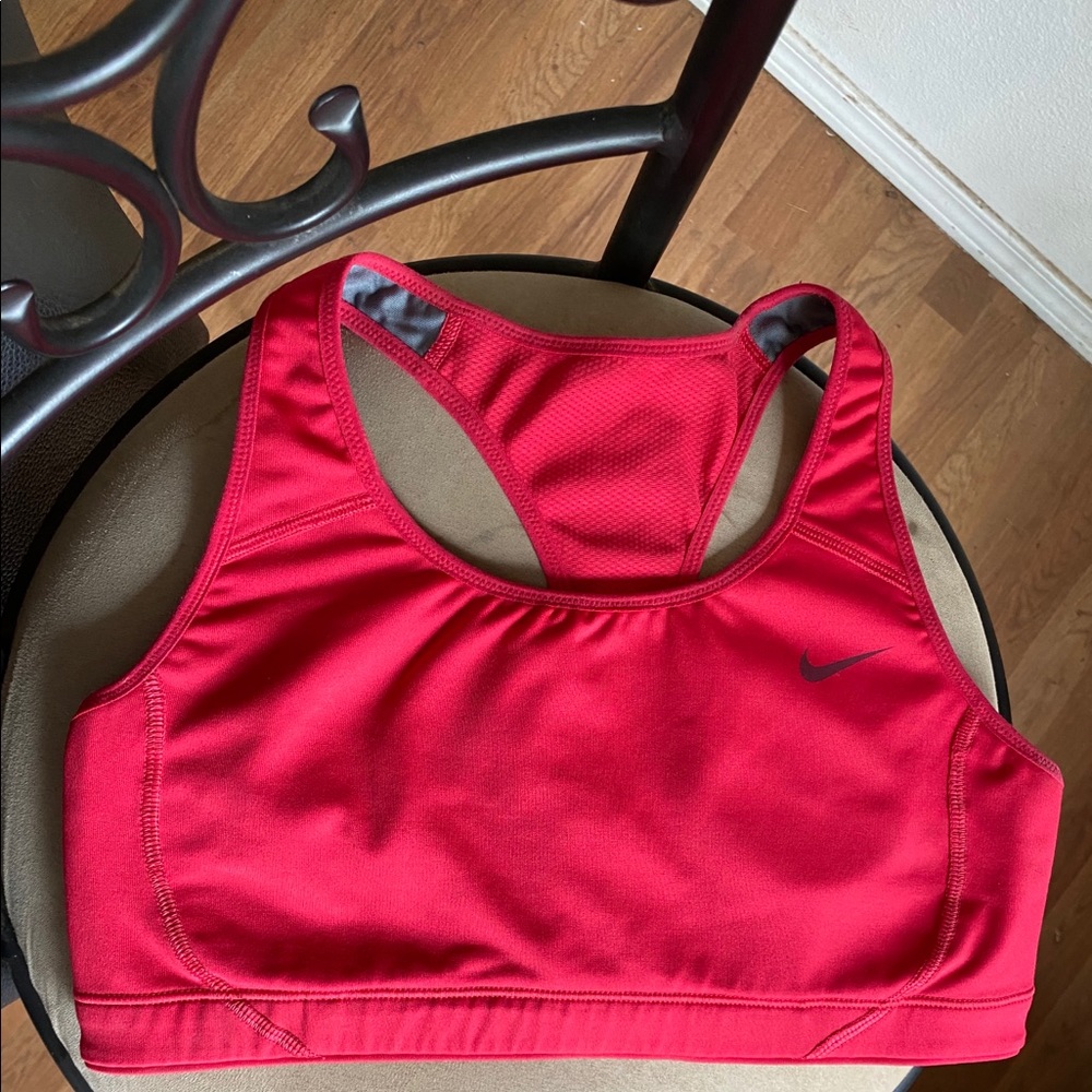 Nike Women’s Sports Bra